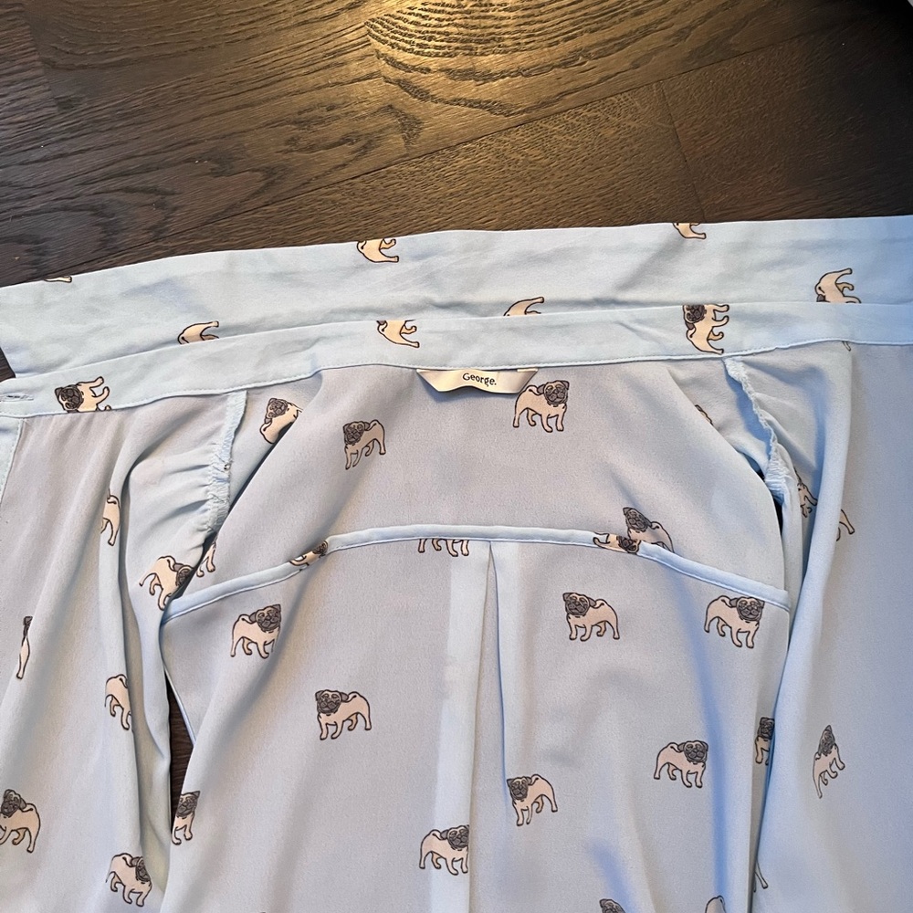 Pug print sleeveless blouse - Picture 7 of 9